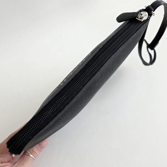 Coach Black Zippered Pouch With Large Teal Story Patch & Wrist Strap W/Snap - Picture 6 of 16